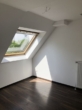 Exklusive "Penthouse" Wohnung mit großer Glasfront, Parkett und Balkon - Zimmer 2