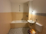 Zentral und praktisch, 4-Zimmer mit Balkon in ruhiger Stadtlage - IMG_2071.jpg