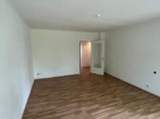 3,5 Zimmer mit gemütlicher Terrasse und grünem Garten - 4.jpg
