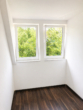 Bild - Exklusive Penthouse Wohnung mit großer Glasfront, Parkett und Balkon