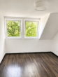 Bild - Exklusive Penthouse Wohnung mit großer Glasfront, Parkett und Balkon
